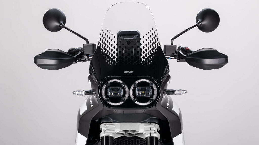 DesertX-Studio-02-gallery-1920x1080 svg+xml;charset=utf