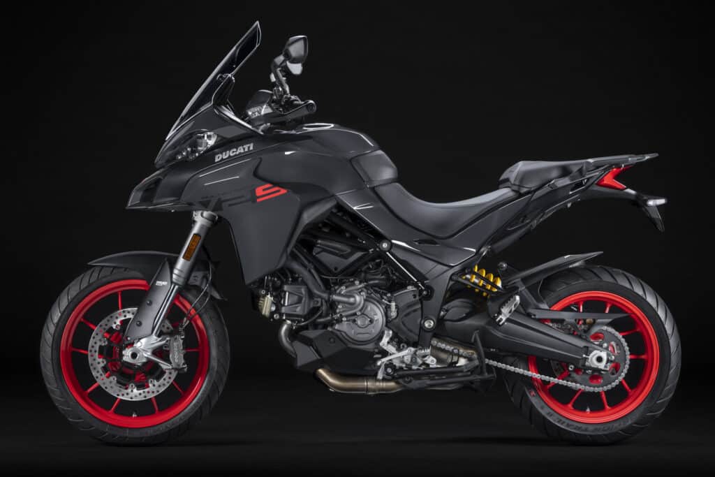 2022-ducati-multistrada-v2-lineup-first-look-adventure-touring-motorcycle-11 svg+xml;charset=utf