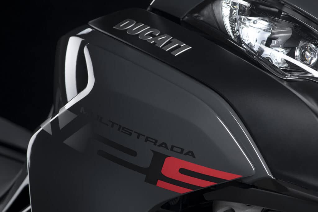 2022-ducati-multistrada-v2-lineup-first-look-adventure-touring-motorcycle-19 svg+xml;charset=utf