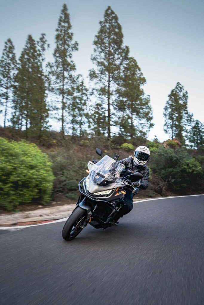 Honda-NT1100-Gran-Canaria-Rental-Celiska-27 svg+xml;charset=utf