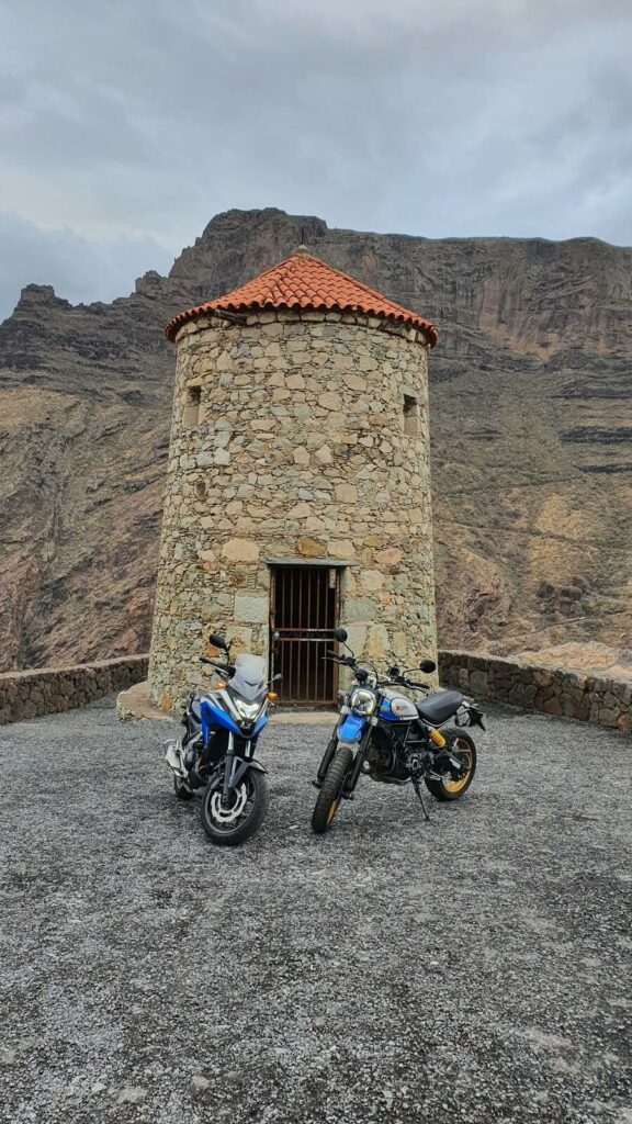 CUSTOMERNCPLUSSLED svg+xml;charset=utf